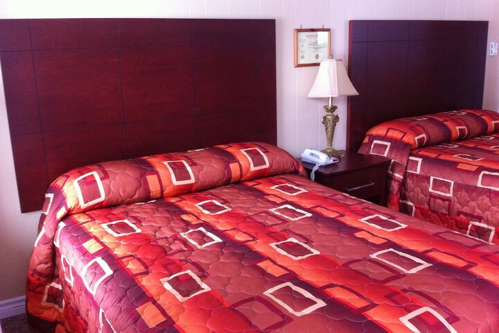 Room 8 of 62
