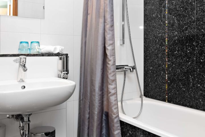 Bath Photo