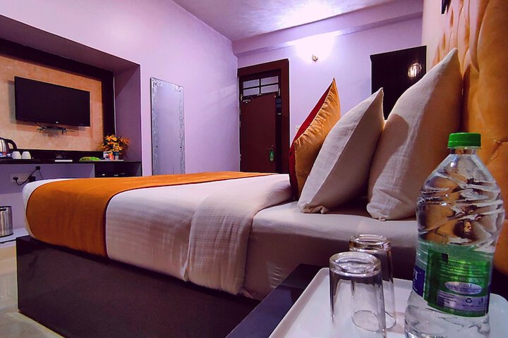 Room 20 of 49