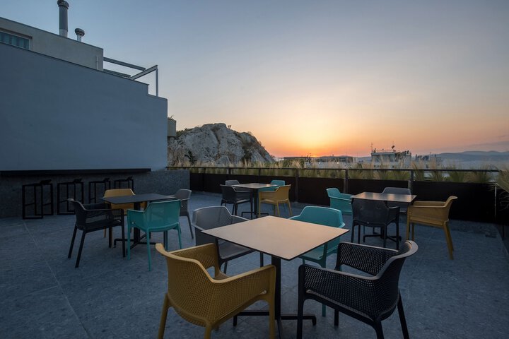 Terrace/Patio 180 of 182