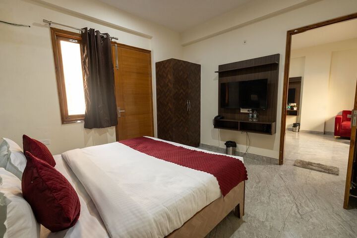 Room 16 of 29