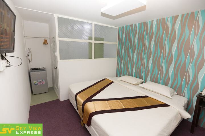 Room 36 of 78