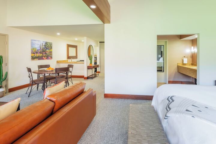 Room 10 of 95