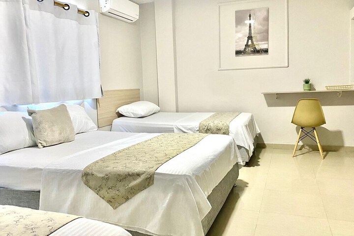 Room 13 of 19