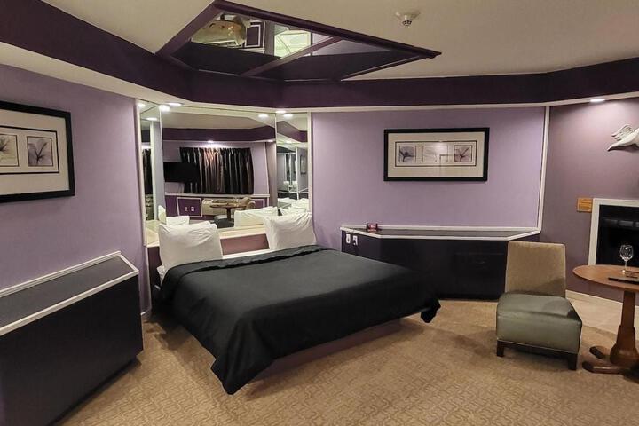 Room 259 of 284