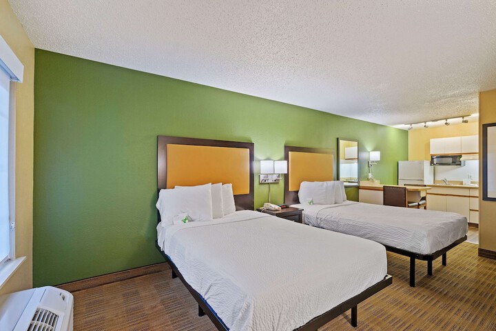 Studio 2 Double Beds (5 of 5)