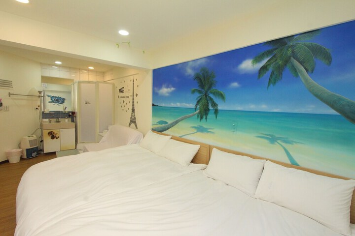 Room 26 of 246