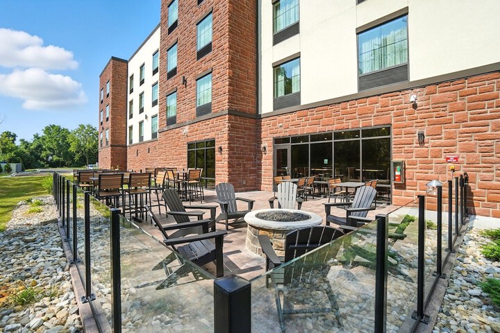 Terrace/Patio 100 of 109