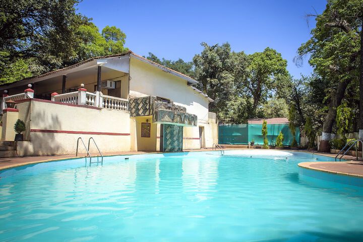 Pool 54 of 78