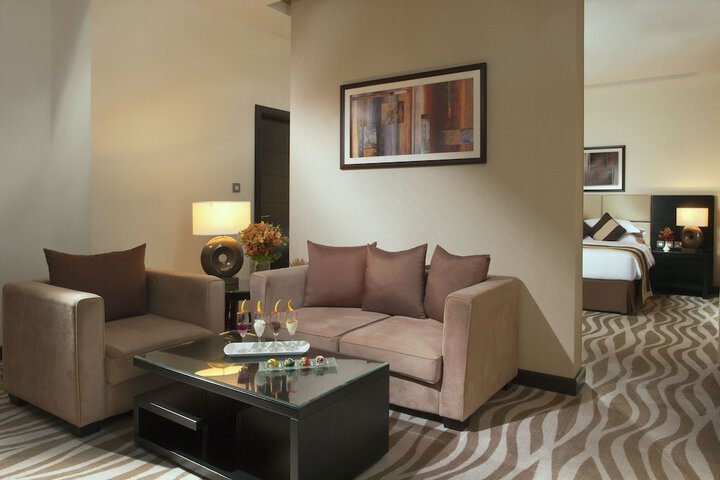 Room 12 of 68