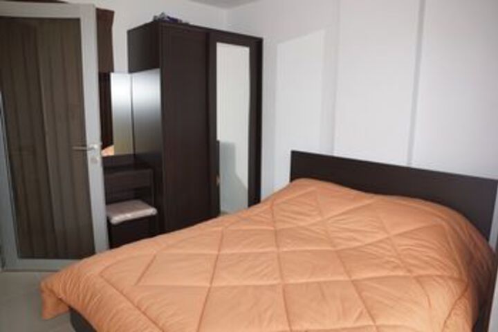 Room 18 of 35