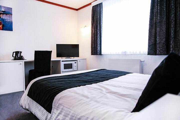 Room 14 of 45