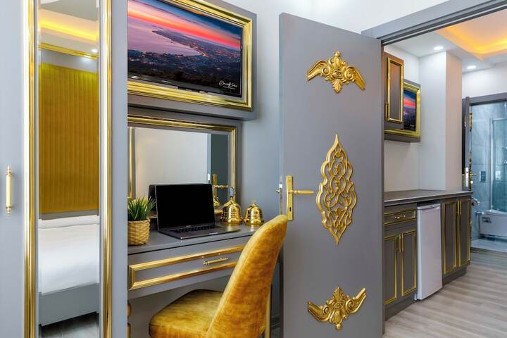 Room 26 of 50