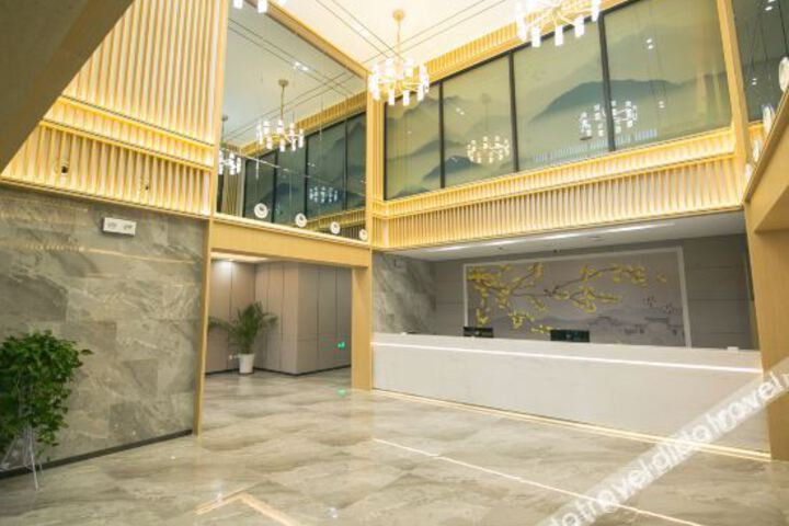 Hotel Interior 18 of 29