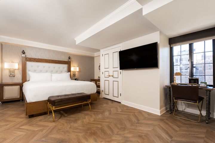 Luxury Double Bed (6 of 16)