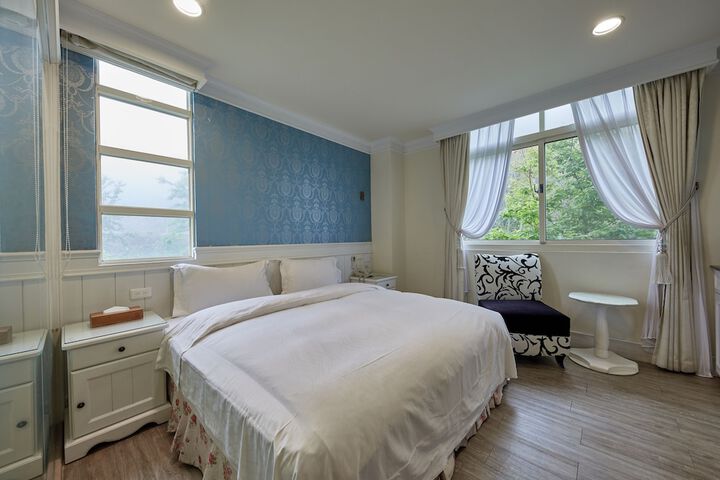 Room 14 of 34