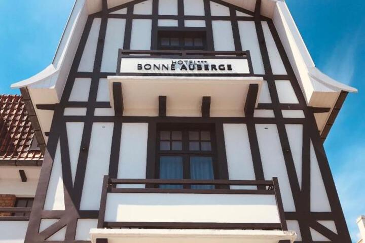 Hotel Bonne Auberge (Adults Only)