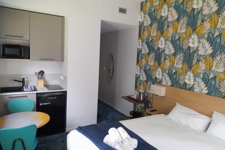 Room 16 of 61