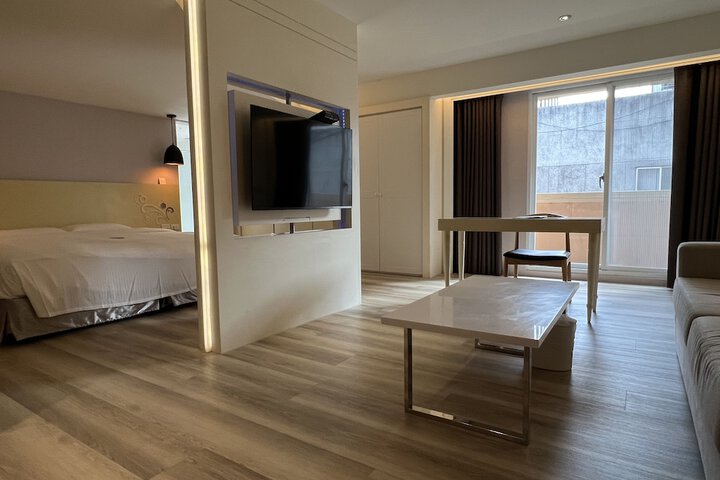 Room 15 of 67