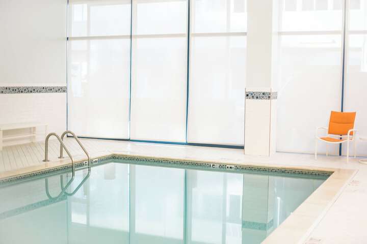 Pool 33 of 44