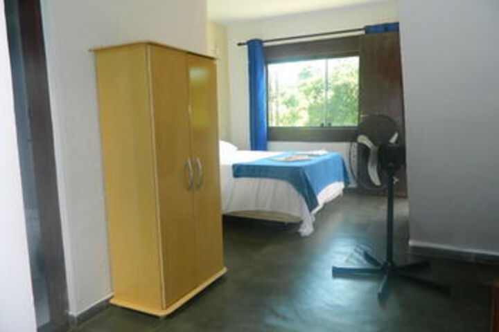 Room 50 of 90