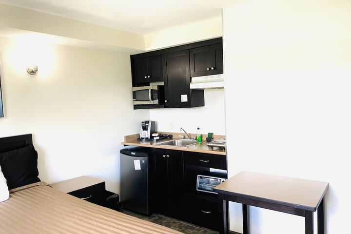 Room 9 of 40