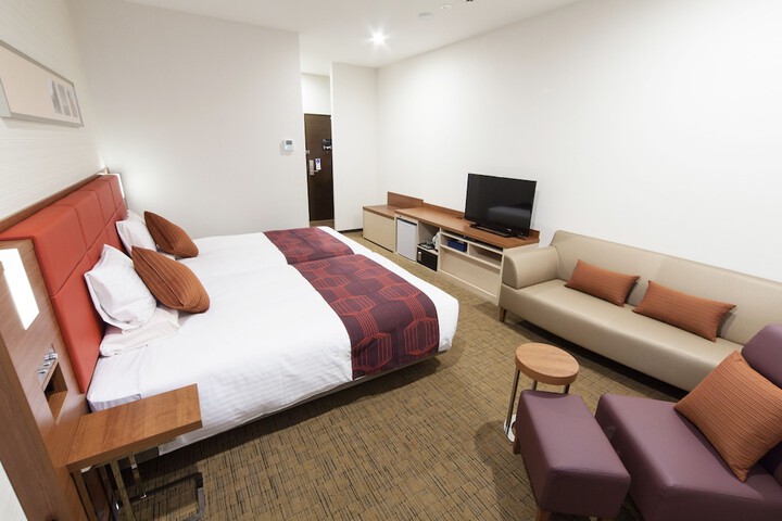 Room 43 of 86