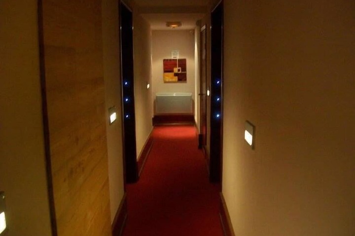 Hotel 2 of 36