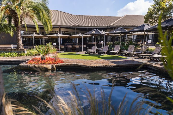 Hotel with Pool