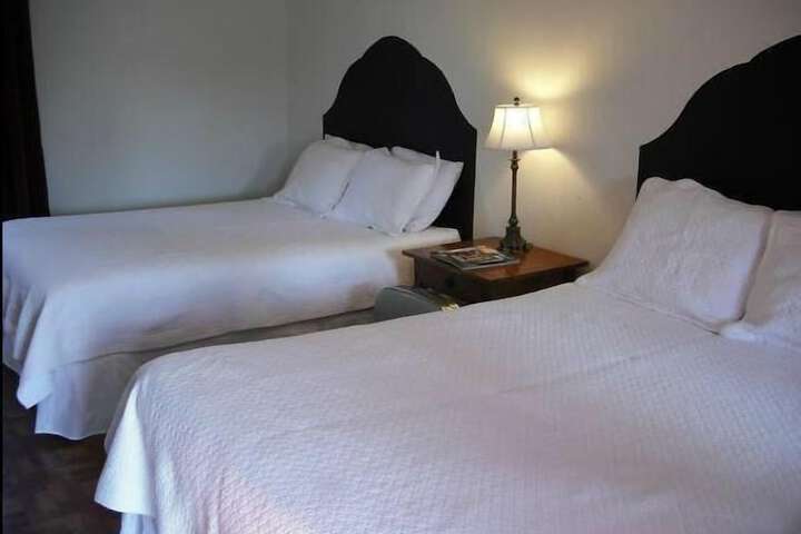 Room 14 of 38