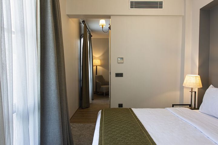 Room 41 of 107