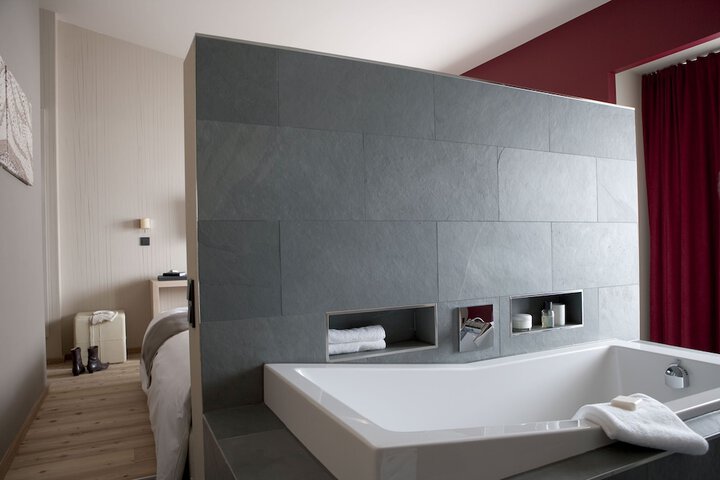 Bath Photo