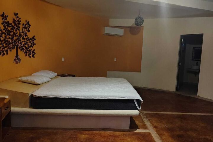 Room 3 of 13