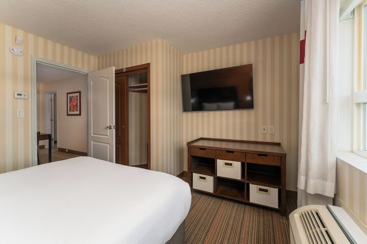 Room 67 of 119
