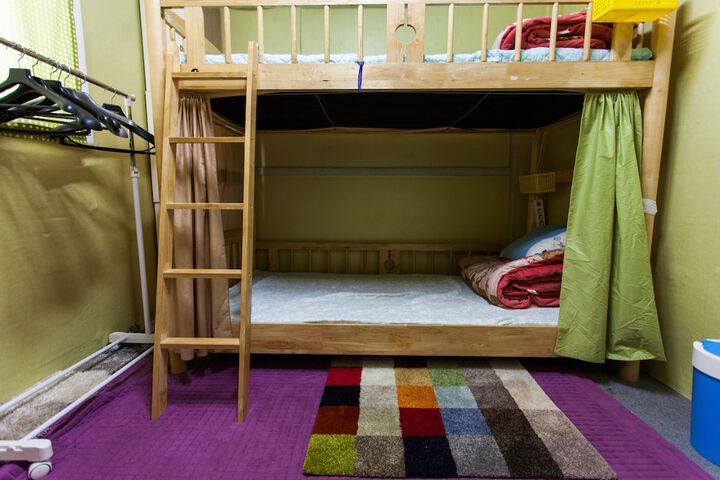 Room 18 of 28