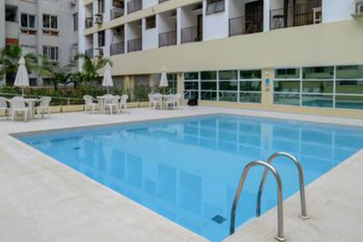 Pool 98 of 104