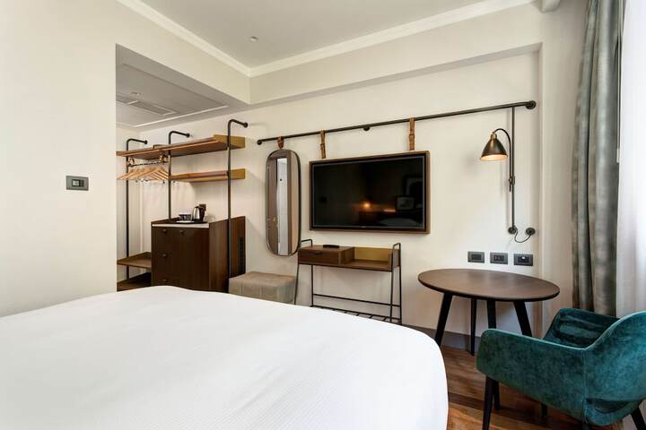 Room 31 of 73