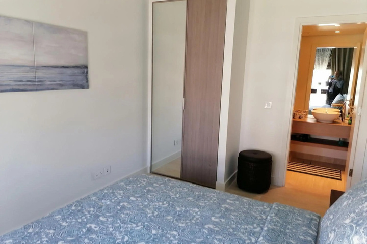 Room 2 of 12