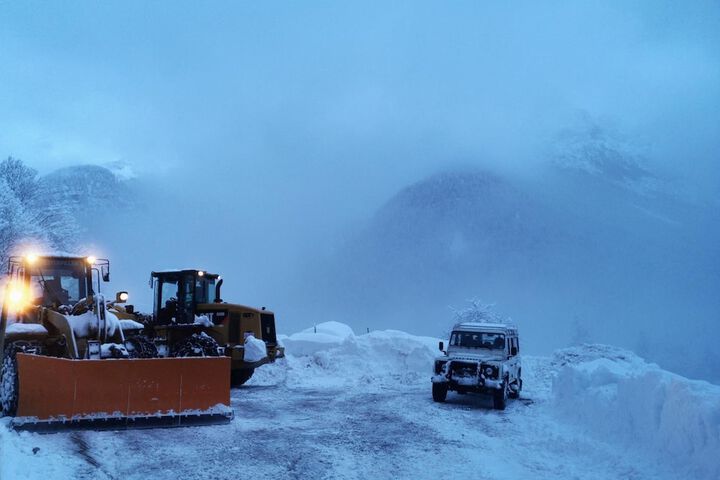 Snow and ski sports