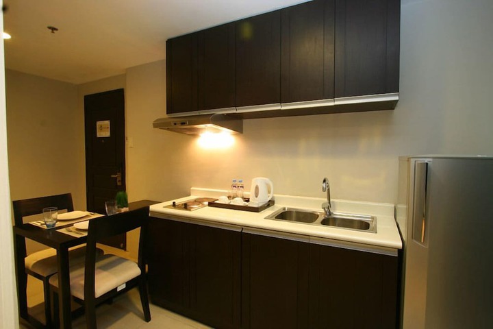 Private kitchenette