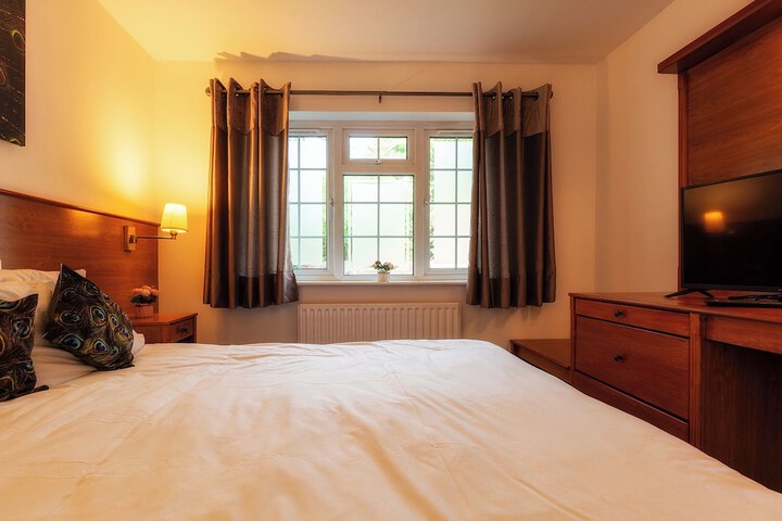 Room 7 of 15