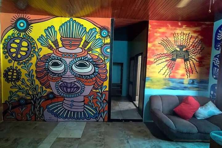Room 14 of 48