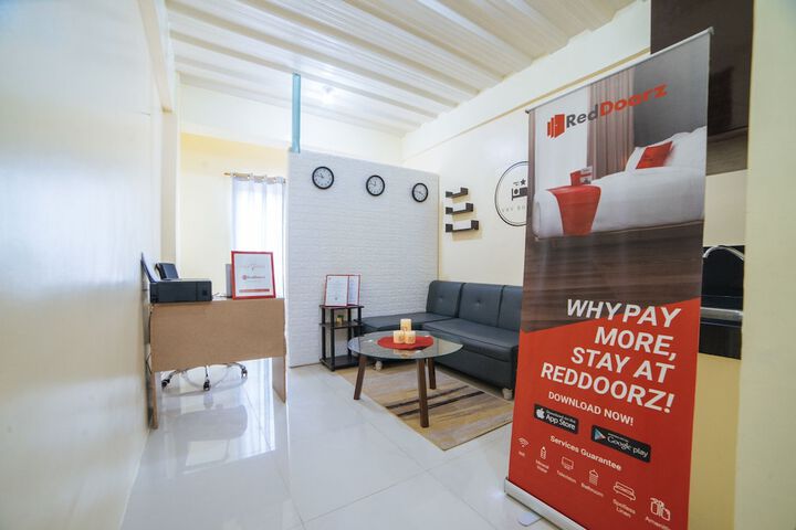 REDDOORZ PLUS NEAR CK SQUARE CAINTA