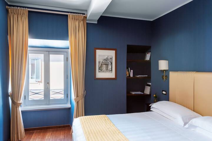 Room 159 of 380
