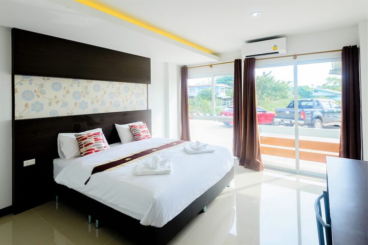 Room 15 of 29