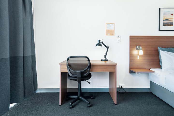 Room 12 of 53