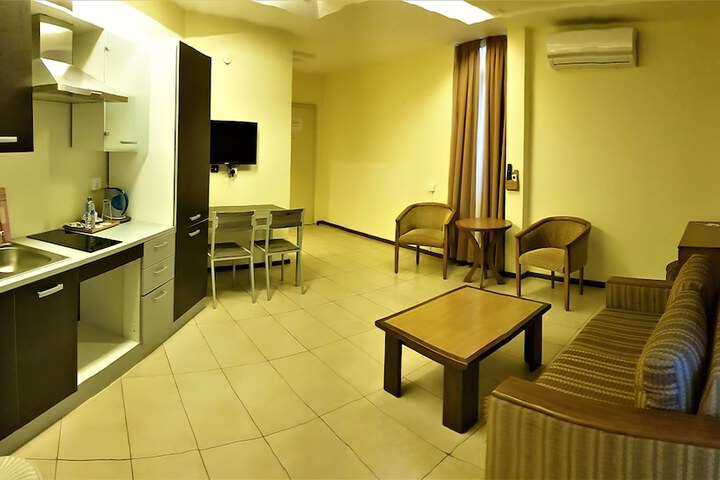 Room 13 of 59