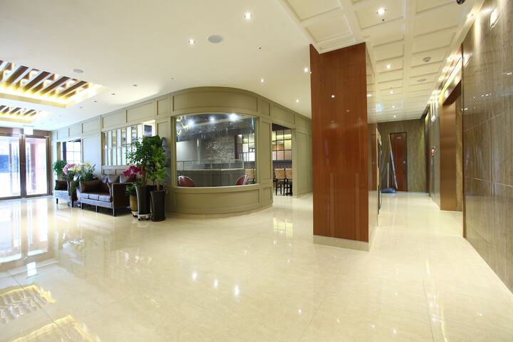 Hotel 7 of 78