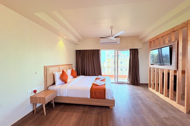 Room 11 of 73