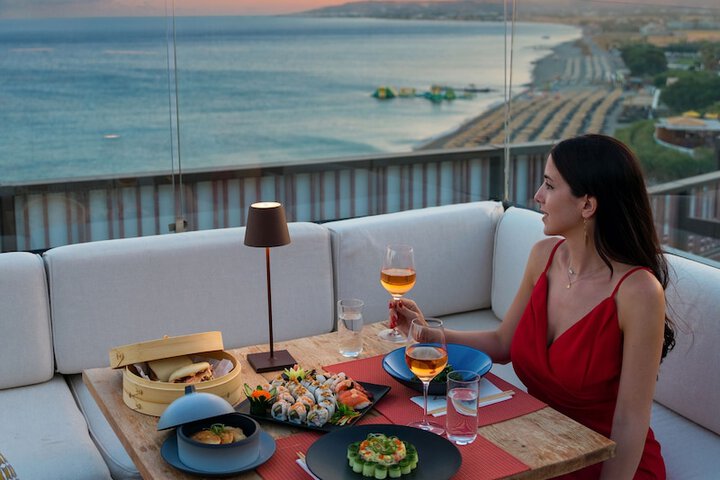 Dining 52 of 74